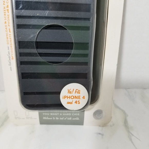 iPhone 4/4s Case - Picture 2 of 3